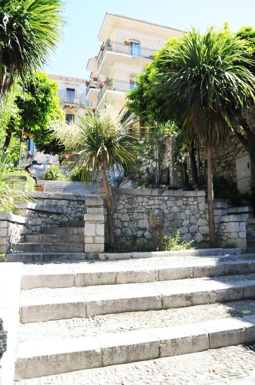 B&B Teatro Greco 39 Таормина Екстериор снимка
